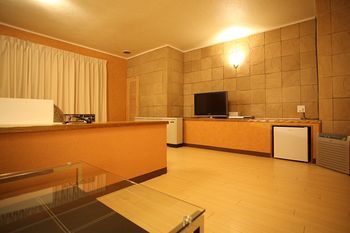 Hotel Swing Kobe (Adults Only) Exterior photo